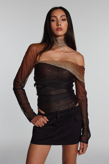 Well Tailored Garment with a Graceful Silhouette