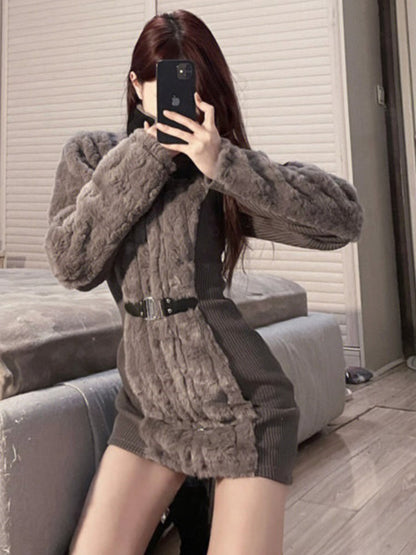 Classic Vintage Dress with a Flattering Fit