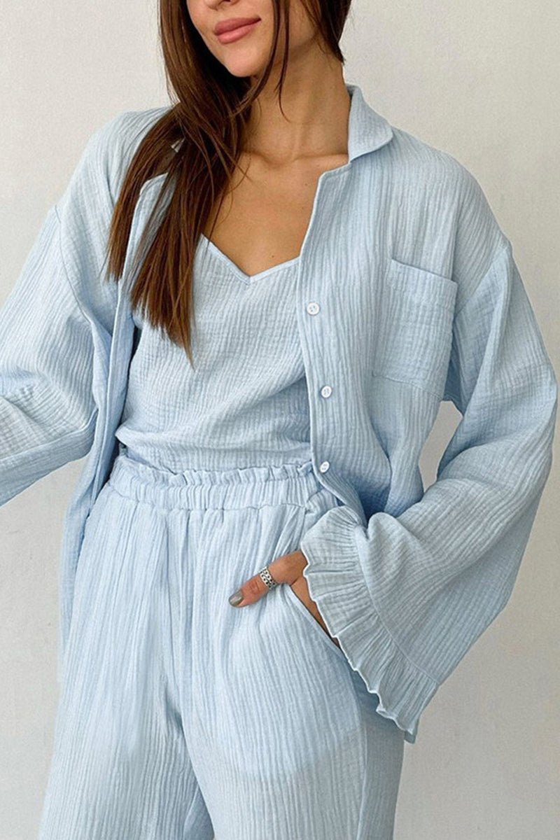 Classic Vintage Shirt with a Flattering Fit