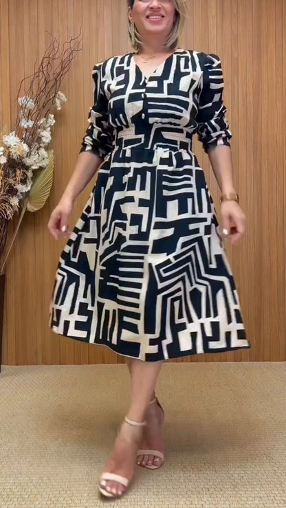 Classic Vintage & Enduringly Stylish Dress