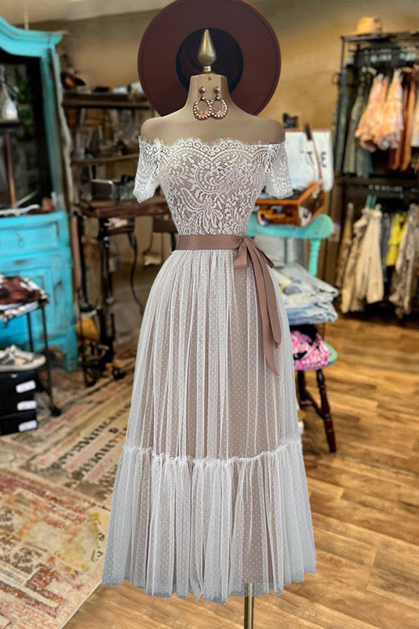 Well Tailored Dress with a Graceful Silhouette
