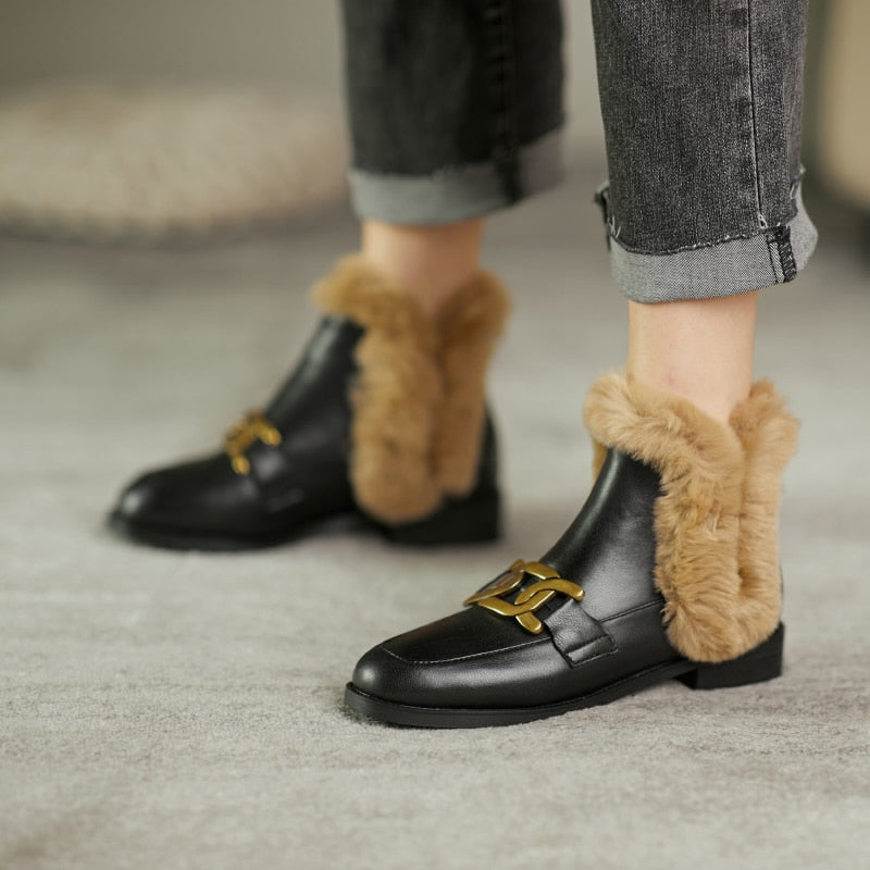 Elegantly Styled Shoes for Everyday Wear