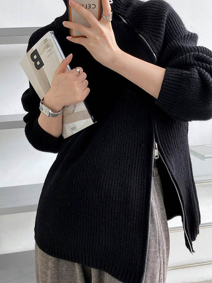 Classic Vintage Sweater with a Flattering Fit