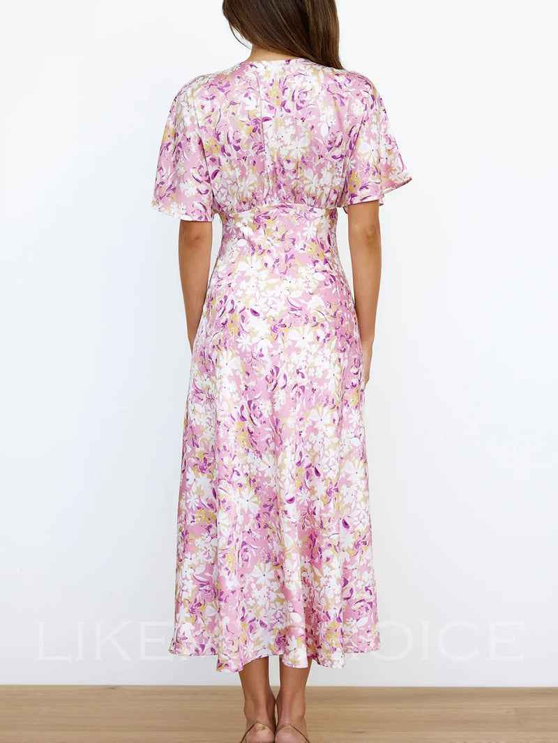 Classic Vintage & Enduringly Stylish Dress