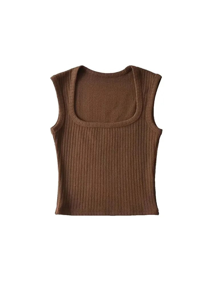 A Vintage Style Top with Delicate Timeless Details