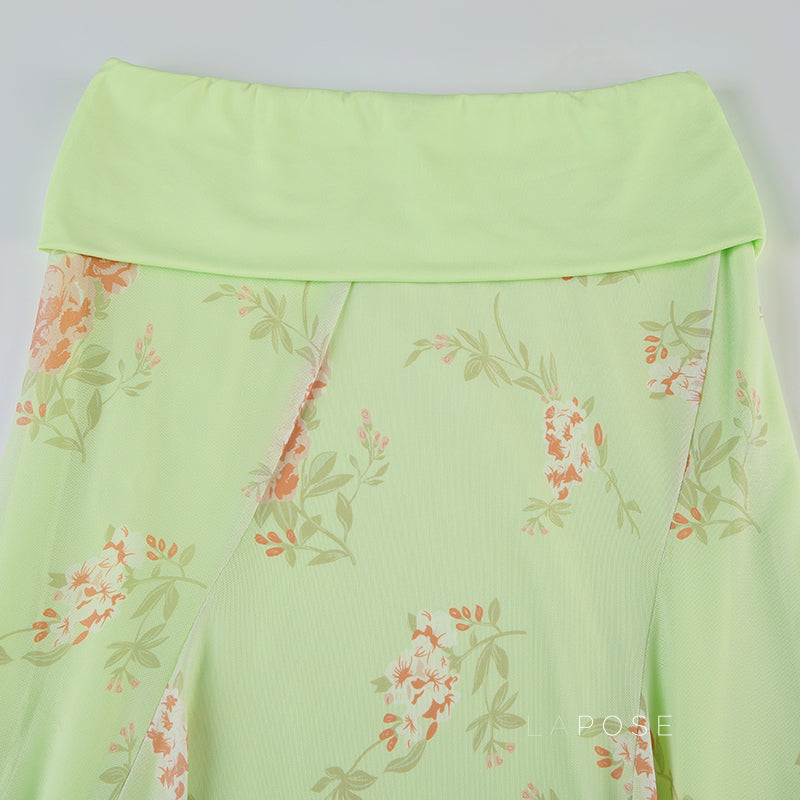 Effortlessly Elegant Garment with a Timeless Design