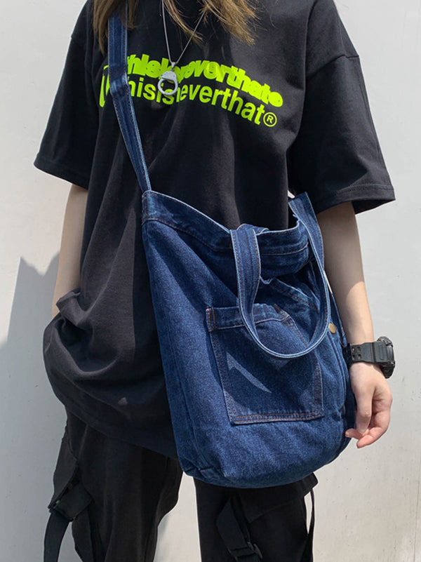 Gracefully Styled Bag for Any Occasion
