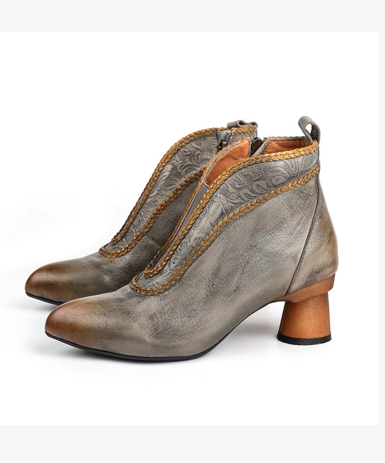 Well Tailored Boots with a Graceful Silhouette
