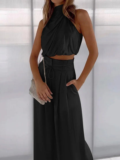Sophisticated Garment with a Clean Classic Look