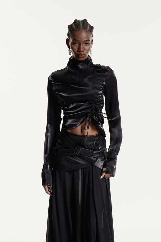 A Vintage Style Top with Delicate Timeless Details