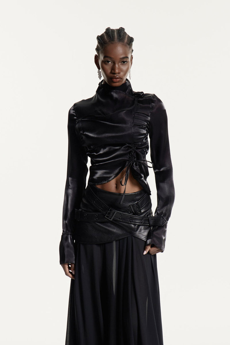 A Vintage Style Top with Delicate Timeless Details