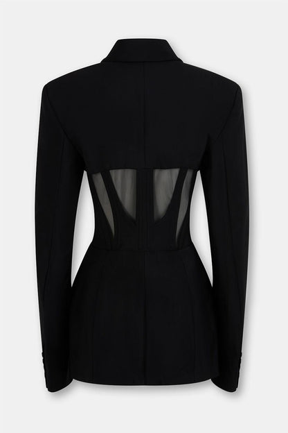 Effortlessly Elegant Garment with a Timeless Design