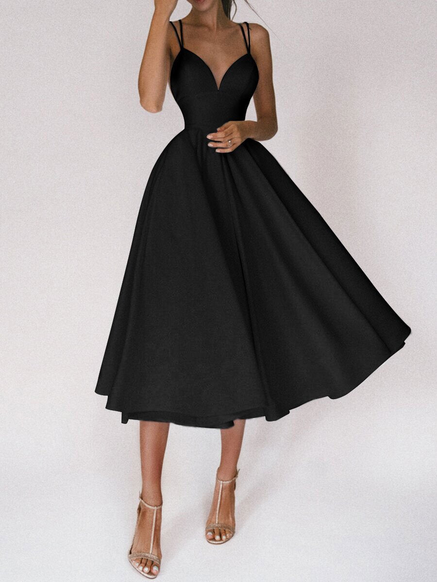 Sophisticated Garment with a Clean Classic Look