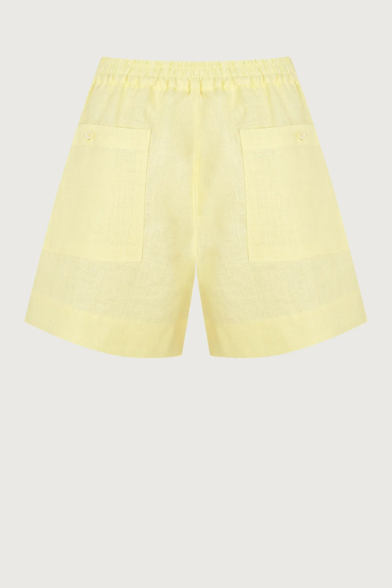 Sophisticated Garment with a Clean Classic Look