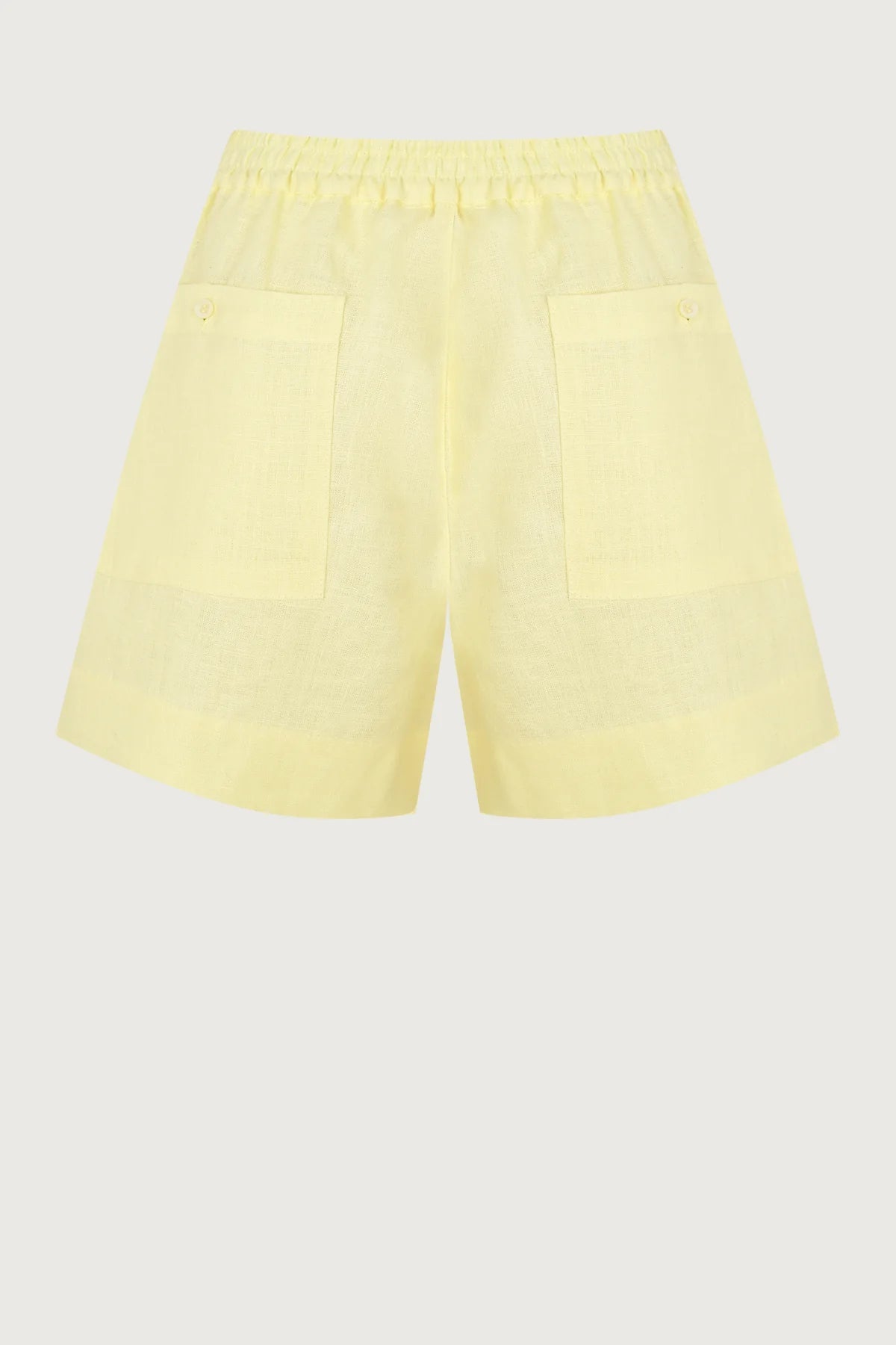 Well Tailored Garment with a Graceful Silhouette