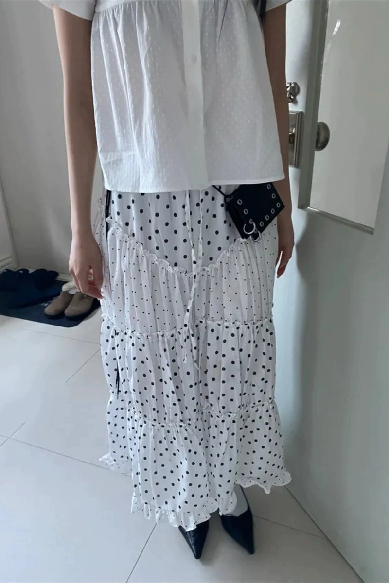 Classic Vintage Garment with a Flattering Fit
