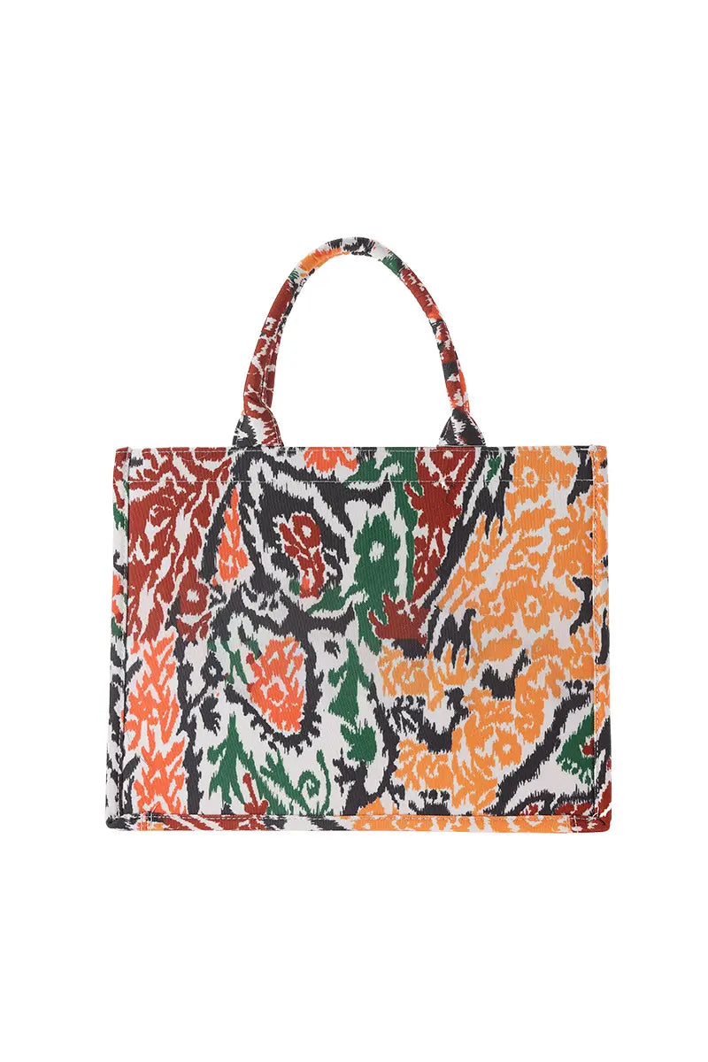 Effortlessly Elegant Bag with a Timeless Design