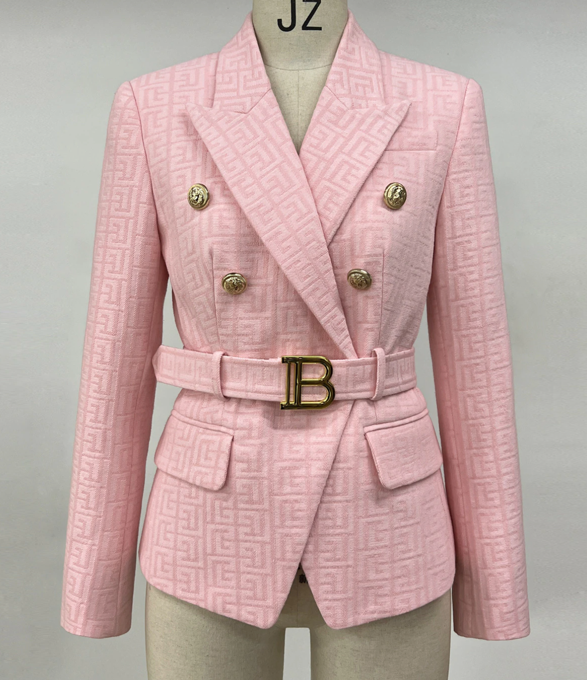 Gracefully Styled Garment for Any Occasion