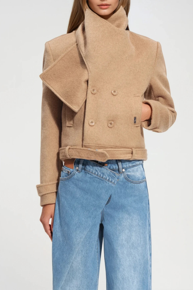 Beautifully Finished Jacket in a Timeless Design