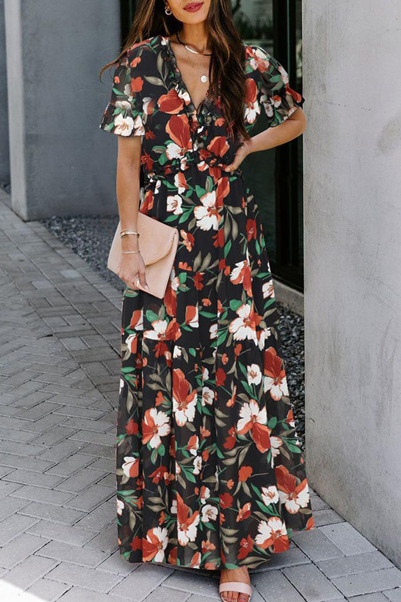 Sophisticated Dress with a Clean Classic Look