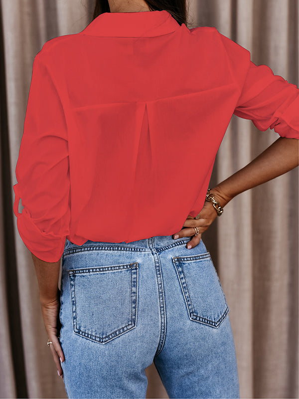 Well Tailored Blouse with a Graceful Silhouette