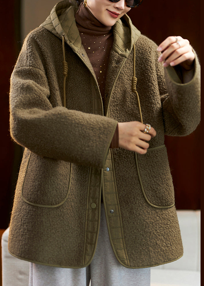 Elegantly Styled Coat for Everyday Wear