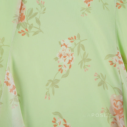 Effortlessly Elegant Garment with a Timeless Design