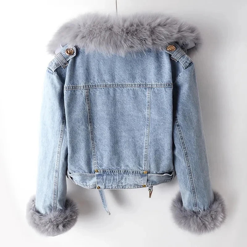 Gracefully Styled Jacket for Any Occasion