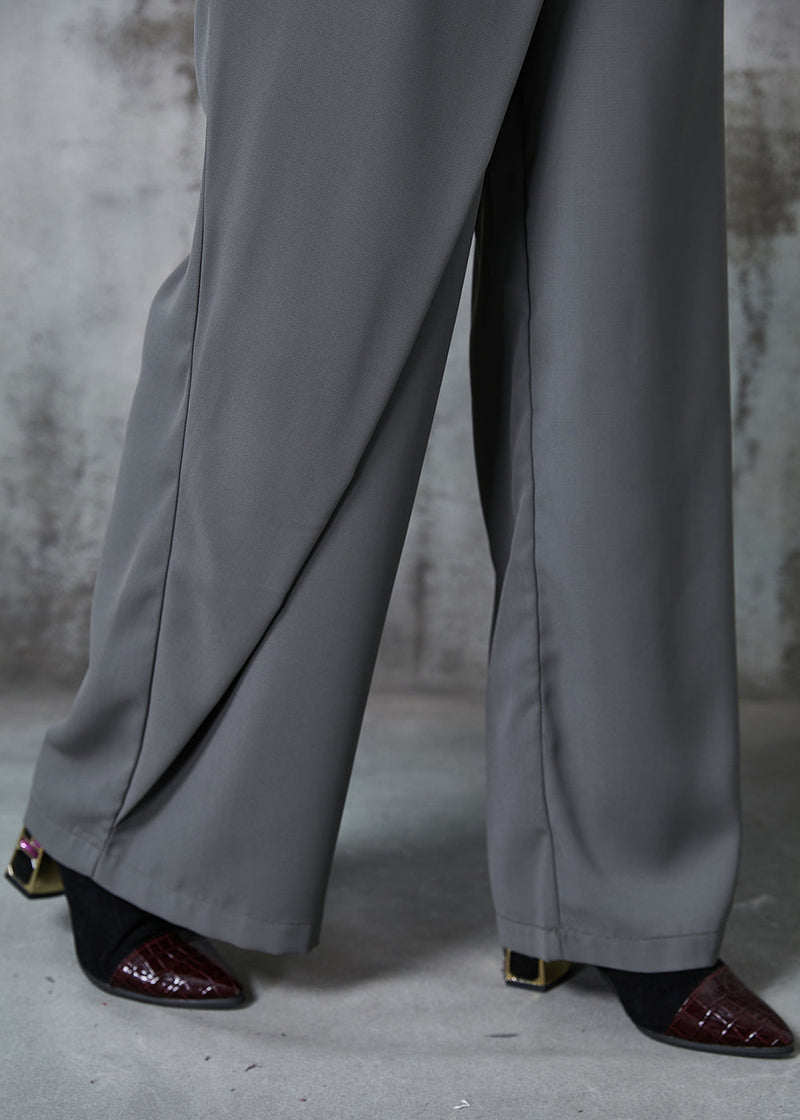 Classic Vintage Pants with a Flattering Fit