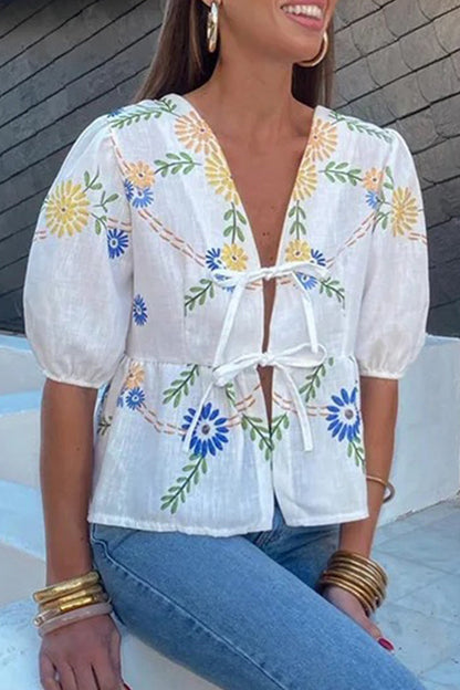 Classic Vintage Blouse with a Flattering Fit