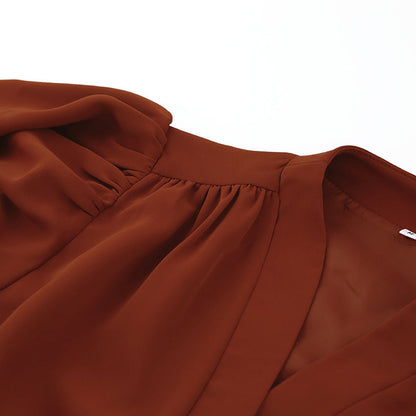 Sophisticated Blouse with a Clean Classic Look