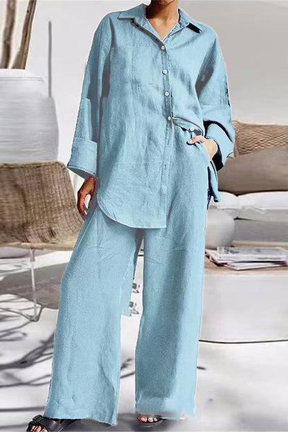 Effortlessly Elegant Garment with a Timeless Design