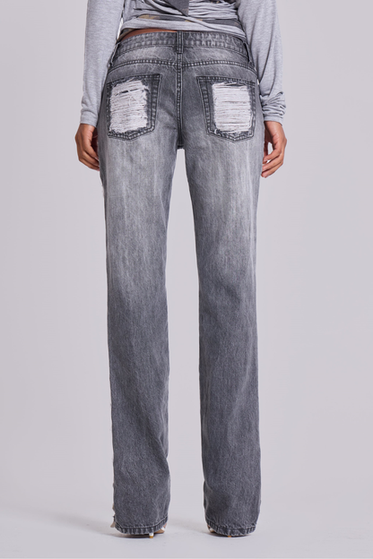 Effortlessly Elegant Garment with a Timeless Design