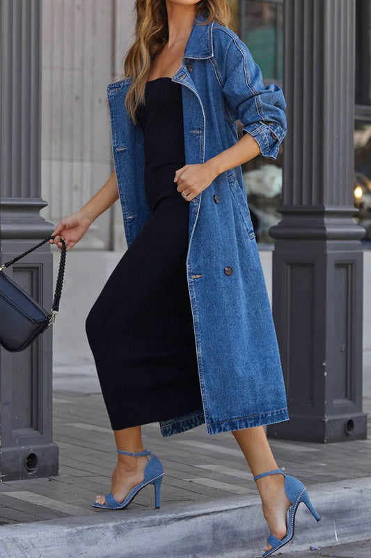 Beautifully Finished Coat in a Timeless Design