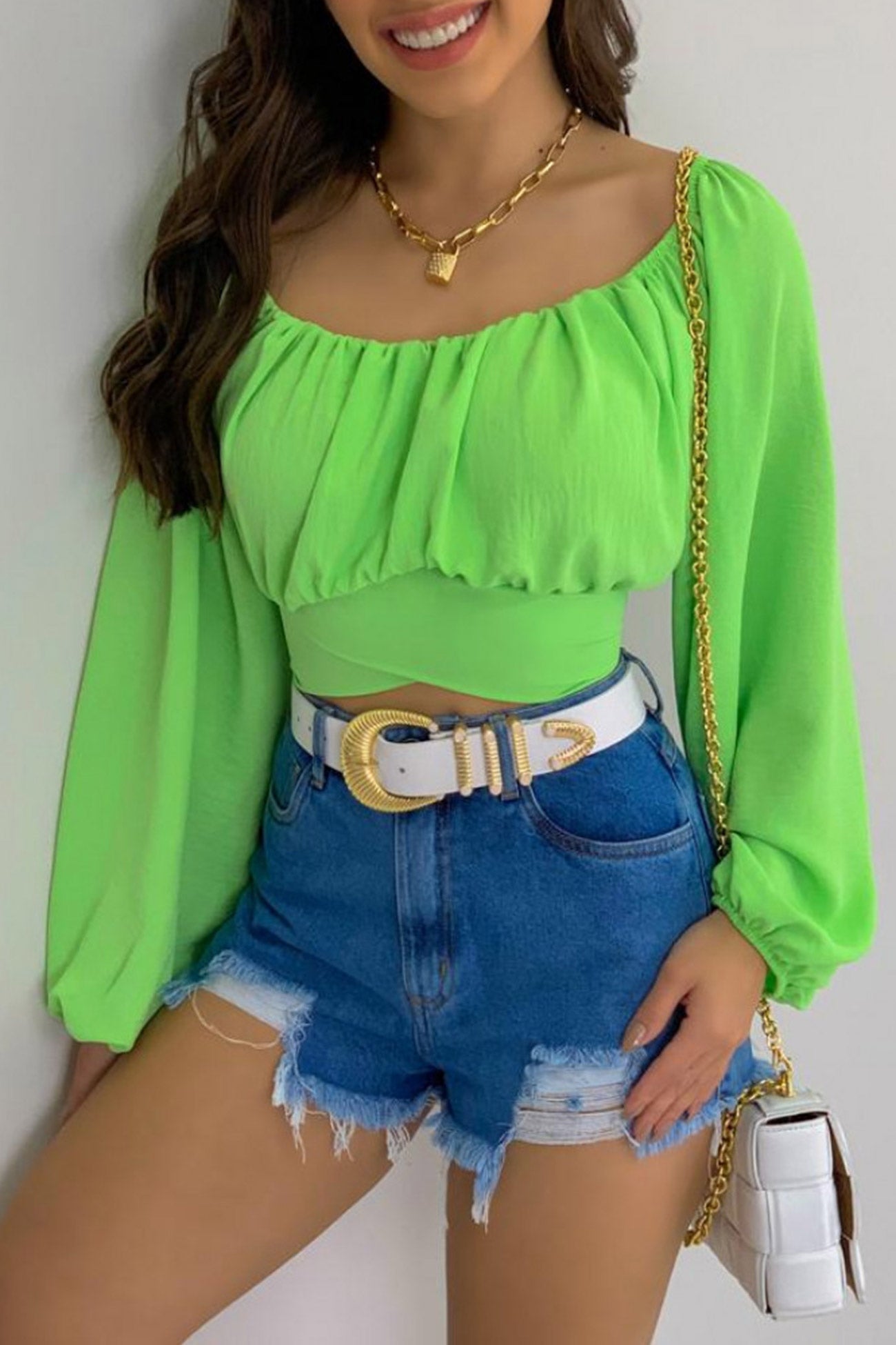 Well Tailored Top with a Graceful Silhouette