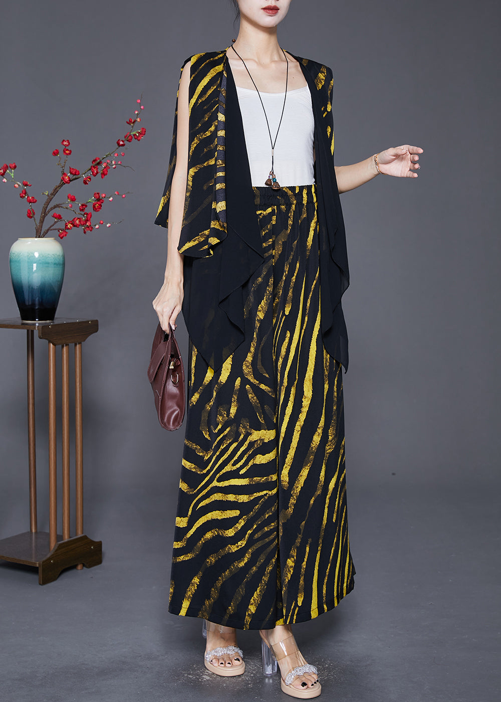 Sophisticated Pants with a Clean Classic Look