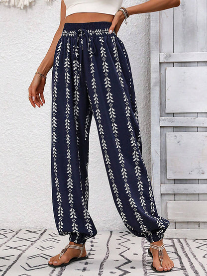 Gracefully Styled Pants for Any Occasion