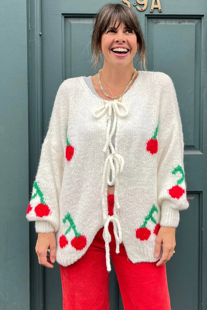 Elegantly Styled Cardigan for Everyday Wear