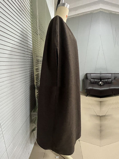 Sophisticated Garment with a Clean Classic Look