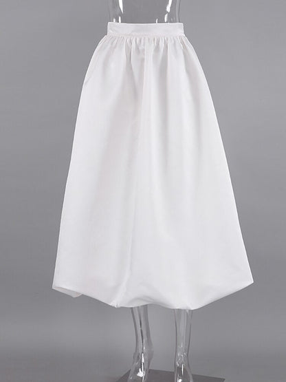 Sophisticated Garment with a Clean Classic Look