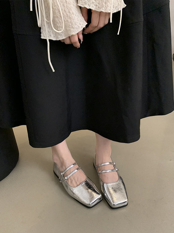 Gracefully Styled Garment for Any Occasion