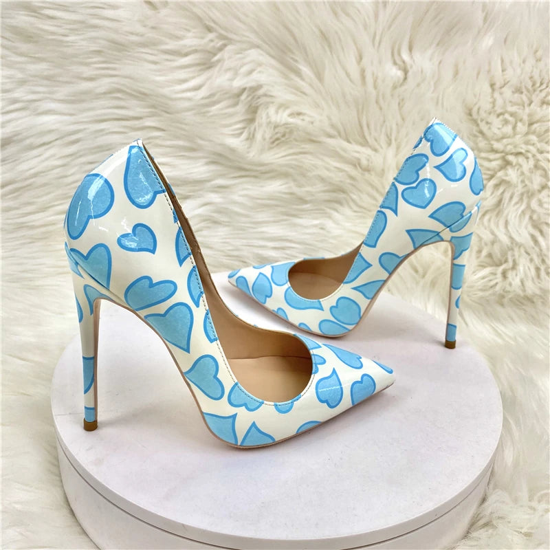 Classic Vintage Shoes with a Flattering Fit