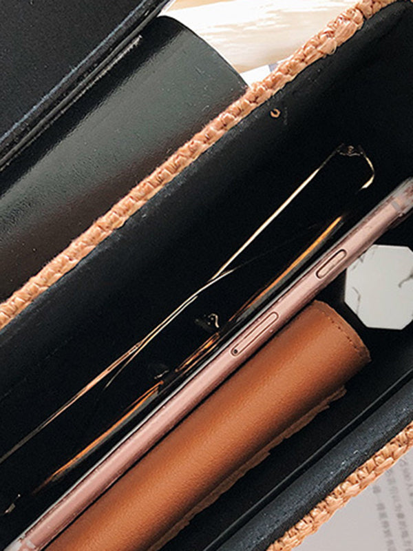 Beautifully Finished Bag in a Timeless Design