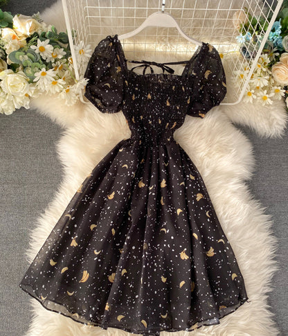 Classic Vintage & Enduringly Stylish Dress