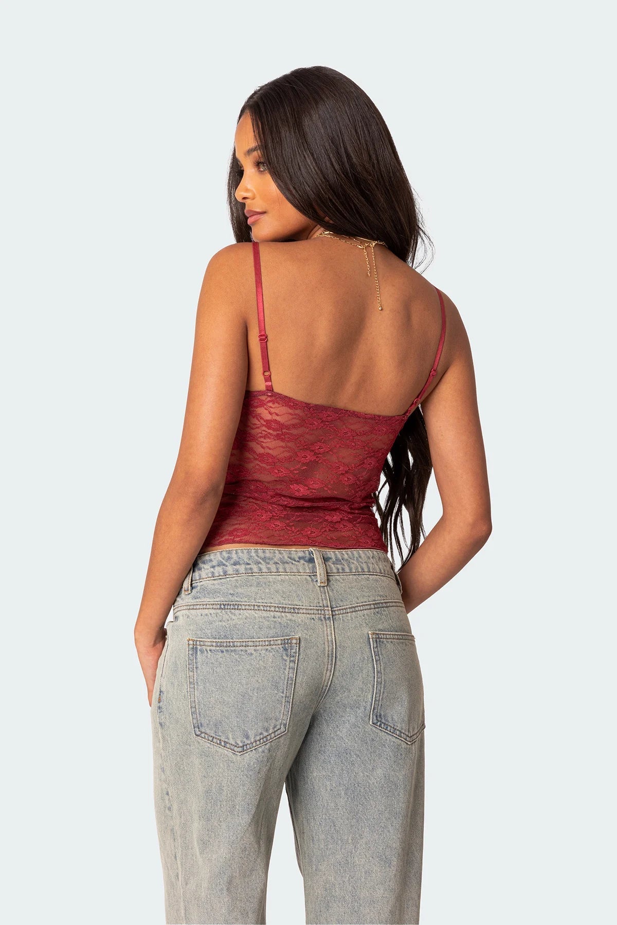 Well Tailored Top with a Graceful Silhouette