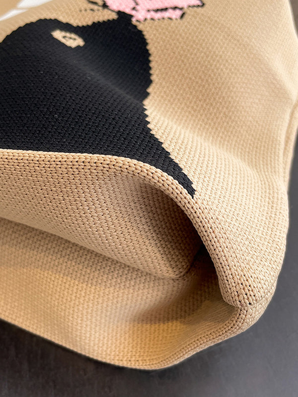 A Vintage Style Bag with Delicate Timeless Details