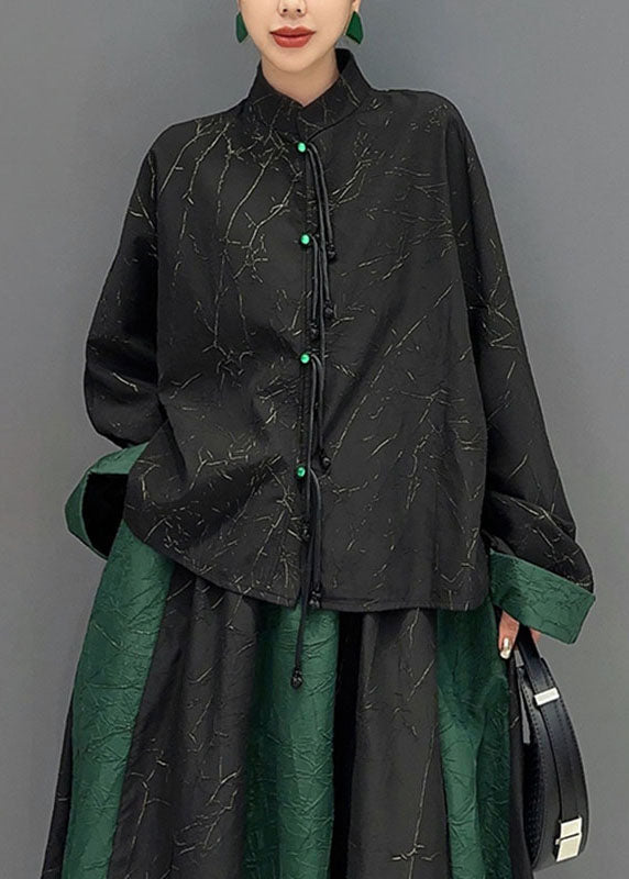 Classic Vintage Shirt with a Flattering Fit