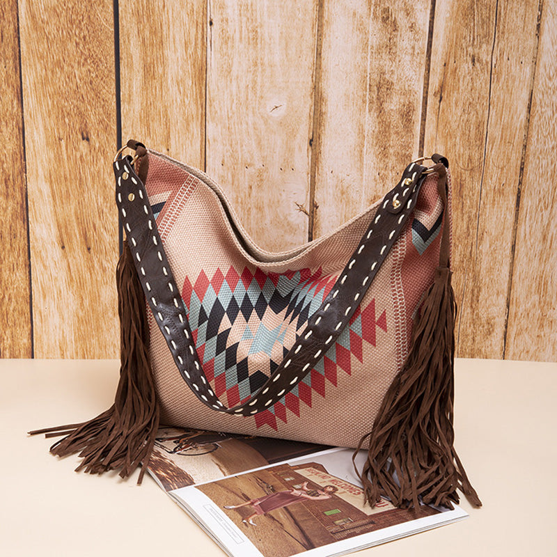 Beautifully Crafted Bag in a Classic Style