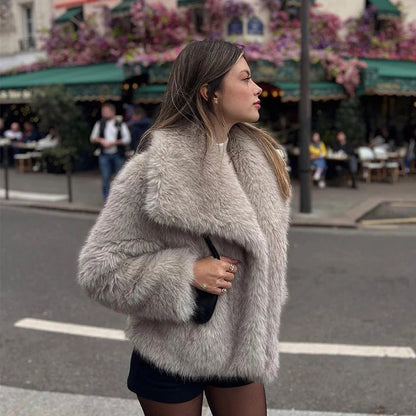 Polished Coat with an Effortless Classic Look