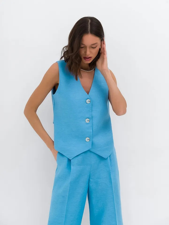 Classic Vintage Pants with a Flattering Fit